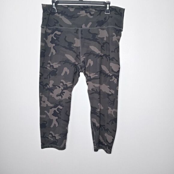 ZYIA camon cropped leggings size 20 - Picture 2 of 7